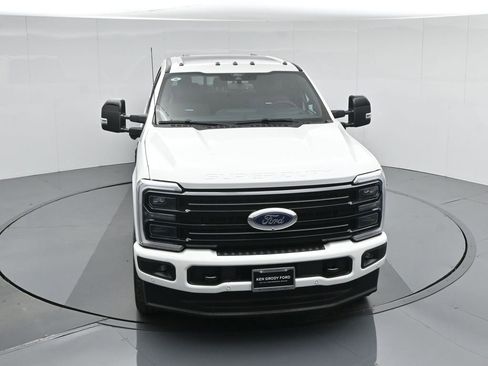 New 2026 Ford F350 Platinum w/ Tremor Off-Road Package AWD/4WD image 40