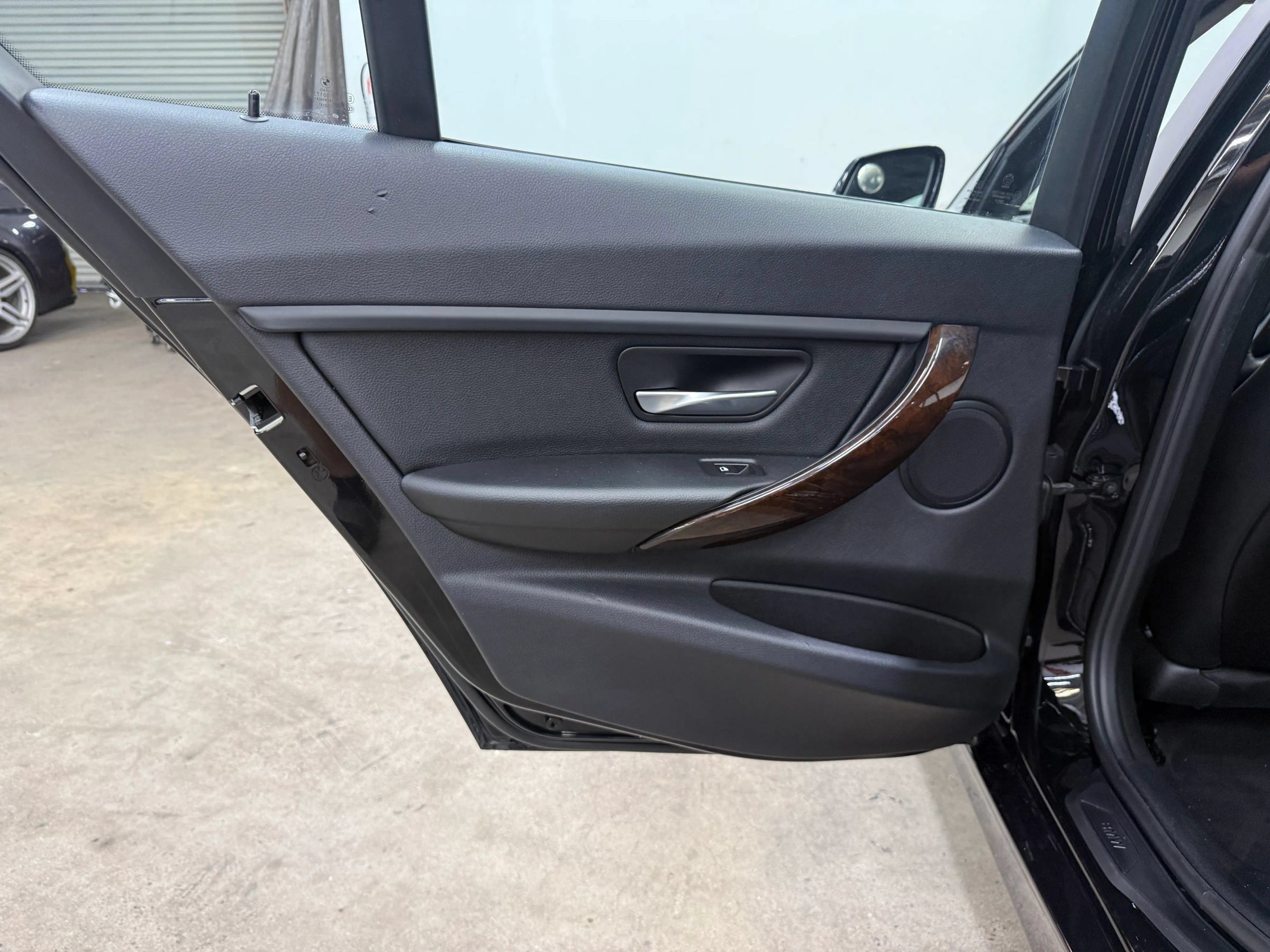 Used 2015 BMW 328i Sedan RWD image 17