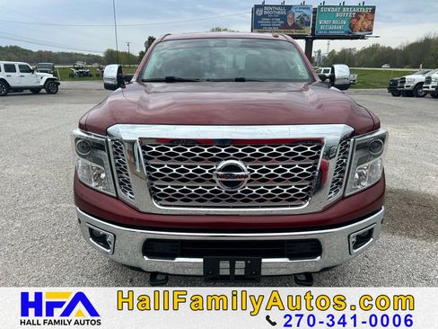 Used 2016 Nissan Titan SL image 8