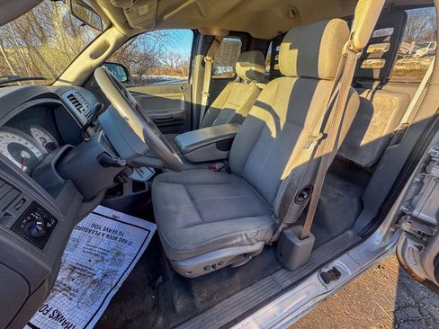 Used 2006 Dodge Dakota SLT image 12