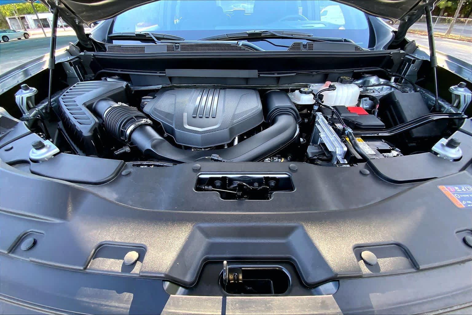 Used 2026 GMC Acadia Elevation w/ Black Edition AWD/4WD image 32