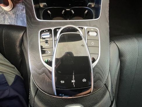 Used 2018 Mercedes-Benz E 300 4MATIC image 24