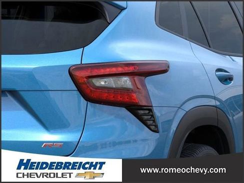 New 2025 Chevrolet Trax RS w/ Driver Confidence Package image 12