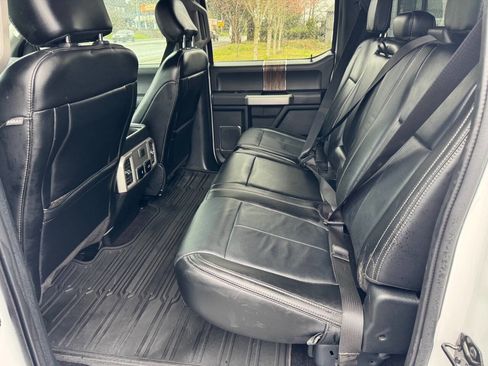 Used 2019 Ford F150 Lariat w/ FX4 Off-Road Package image 9