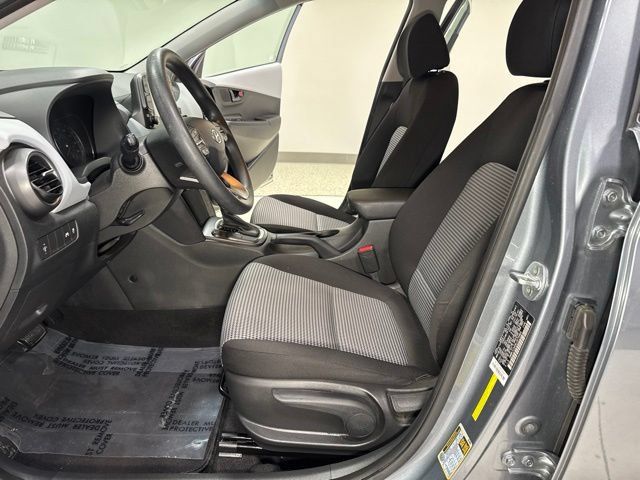 Used 2020 Hyundai Kona SE AWD/4WD image 11