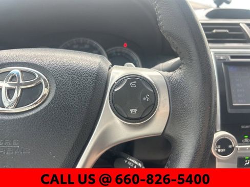 Used 2013 Toyota Camry SE w/ Convenience Pkg FWD image 12