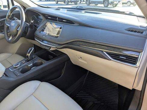 Certified 2021 Cadillac XT4 Premium Luxury w/ Driver Awareness Package image 29