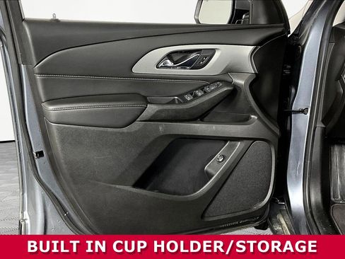 Used 2021 Chevrolet Traverse LT FWD image 20