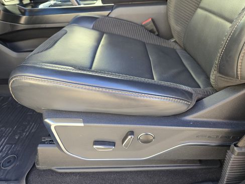 Used 2023 Ford F150 Raptor w/ Raptor Carbon Fiber Package image 26