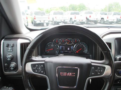 Used 2018 GMC Sierra 1500 SLT AWD/4WD image 34