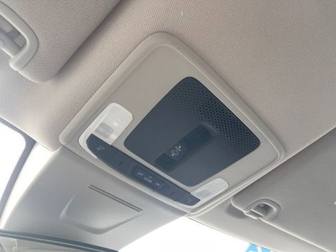 Certified 2022 Honda Civic EX image 30