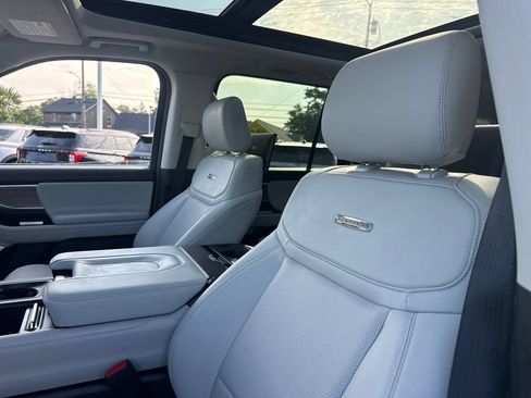 Used 2026 Ford Expedition Max Platinum AWD/4WD image 32