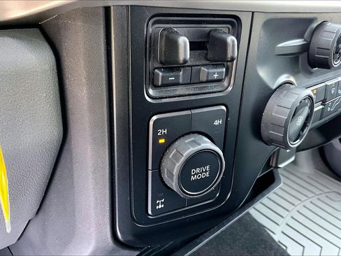 Used 2025 Ford F250 XL w/ STX Appearance Package image 26