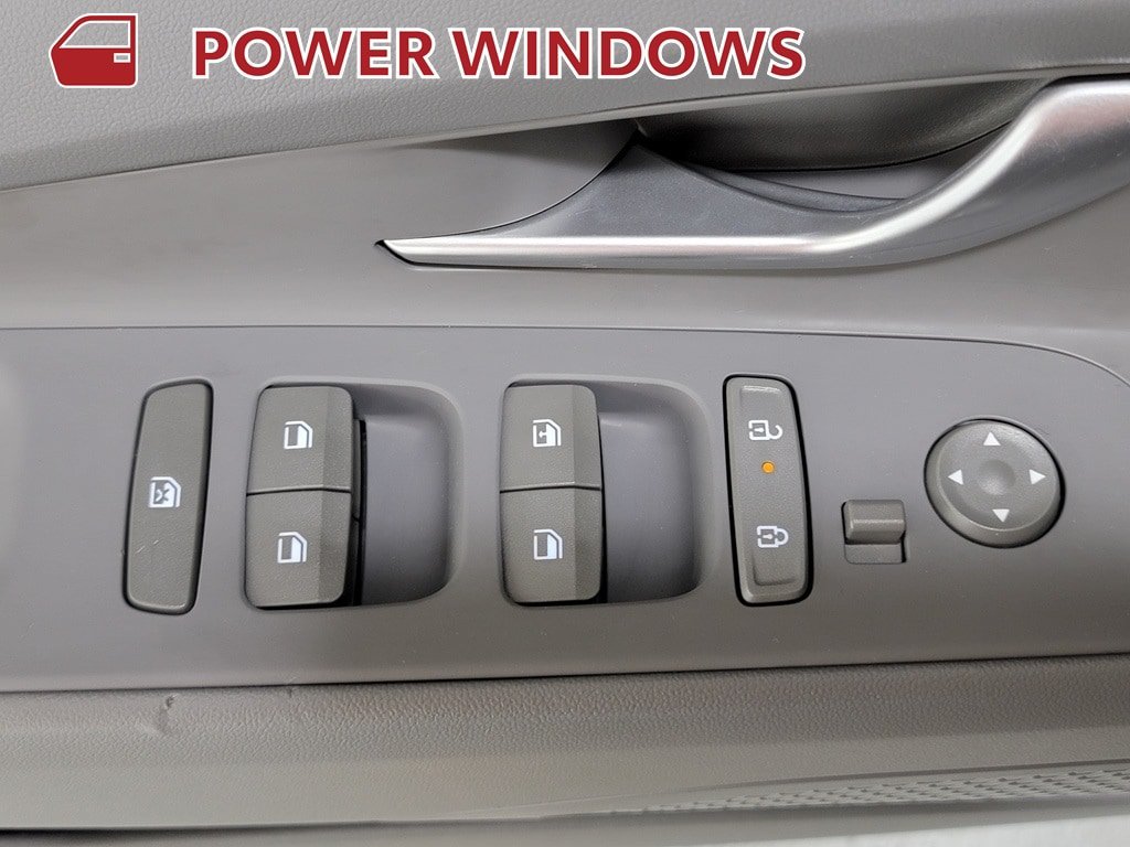 Used 2024 Hyundai Elantra SE FWD image 23
