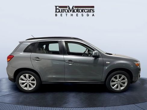 Used 2015 Mitsubishi Outlander Sport SE AWD/4WD image 6
