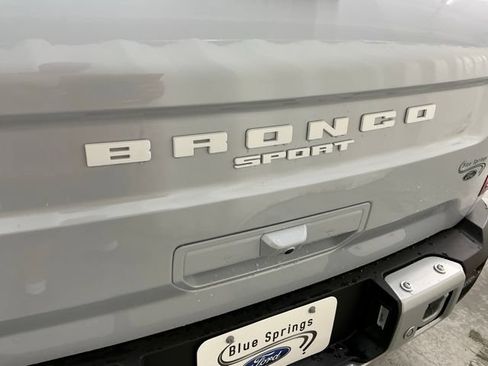 New 2026 Ford Bronco Sport Badlands w/ Sasquatch Badlands Package AWD/4WD image 5