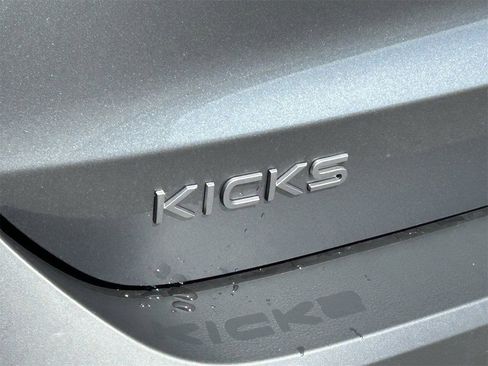 New 2026 Nissan Kicks SV FWD image 8