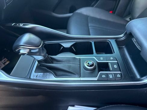 Used 2022 Kia Sorento EX w/ Panoramic Sunroof Package FWD image 17