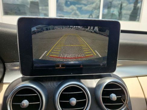 Used 2016 Mercedes-Benz C 300 Sedan image 7