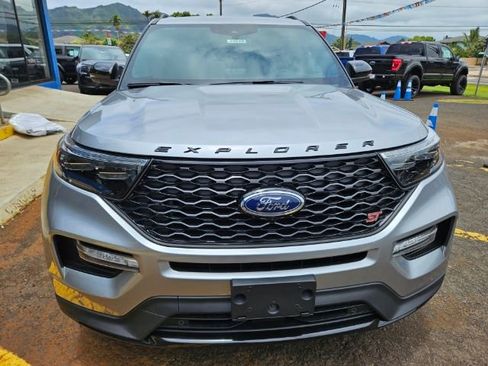New 2024 Ford Explorer ST w/ Equipment Group 401A AWD/4WD image 8