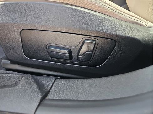 Used 2025 BMW 228i xDrive AWD/4WD image 12