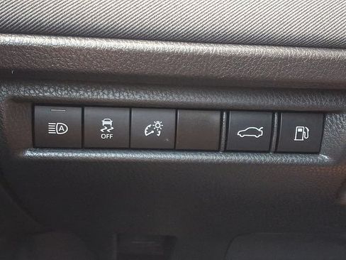 Used 2025 Toyota Camry LE AWD/4WD image 23