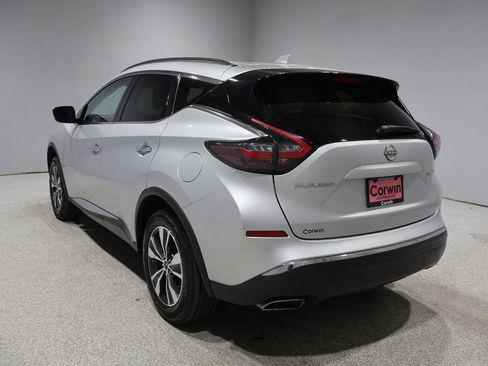 Used 2023 Nissan Murano SV image 4