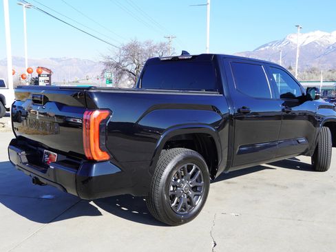 Used 2023 Toyota Tundra Platinum image 8