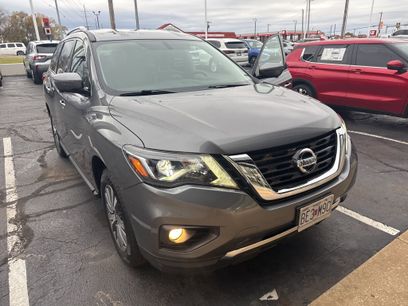 Used 2019 Nissan Pathfinder SL