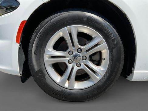 Used 2023 Dodge Charger SXT image 10