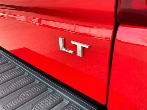 Used 2020 Chevrolet Silverado 1500 LT w/ Texas Edition image 10