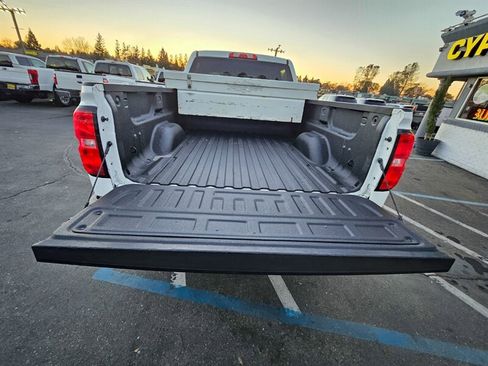 Used 2017 Chevrolet Silverado 2500 W/T image 6