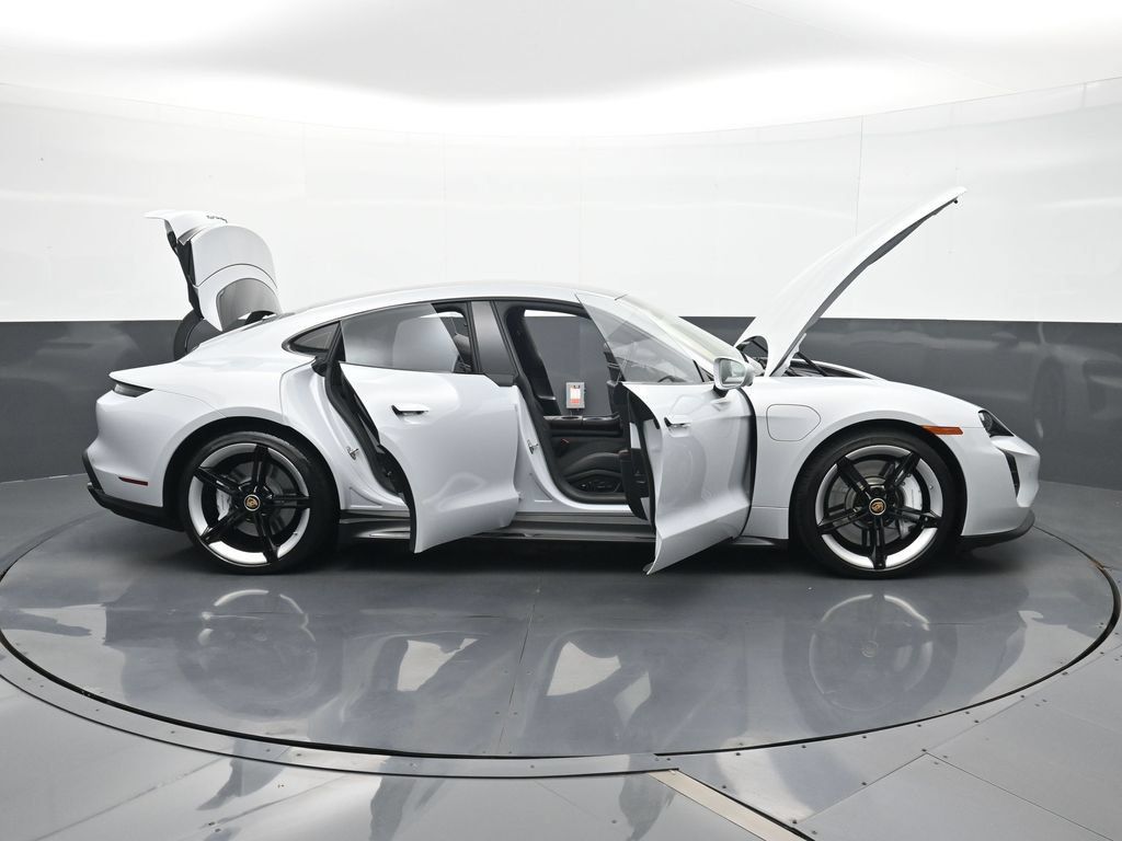 Certified 2024 Porsche Taycan GTS AWD/4WD image 33