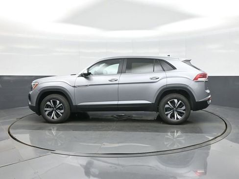 New 2026 Volkswagen Atlas Cross Sport SE AWD/4WD image 4