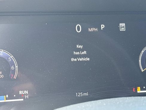 New 2026 Jeep Grand Cherokee Altitude image 27