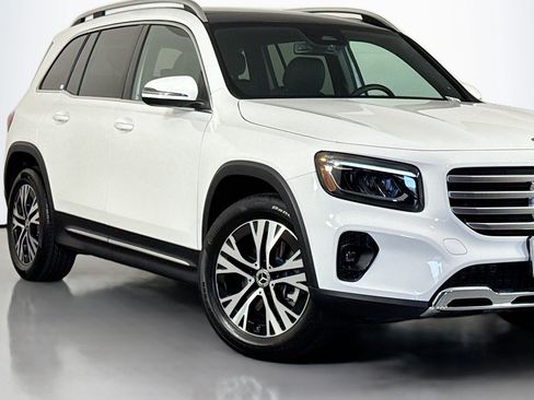 Used 2026 Mercedes-Benz GLB 250 image 13