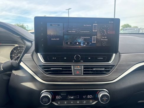 New 2026 Nissan Altima 2.5 SV w/ SV Special Edition Package FWD image 18