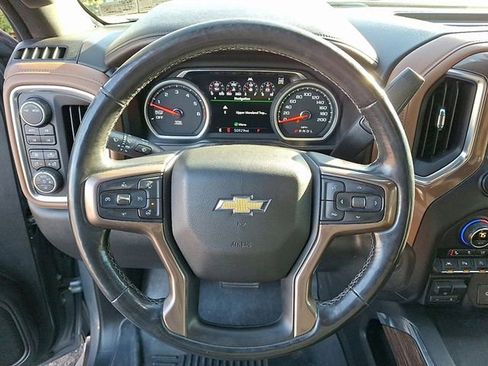 Used 2020 Chevrolet Silverado 1500 High Country w/ Technology Package image 19