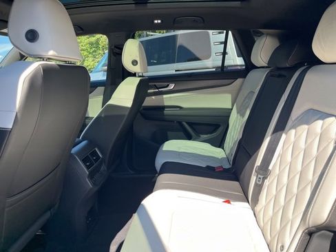 New 2026 Volkswagen Atlas Cross Sport SEL Premium R-Line image 13