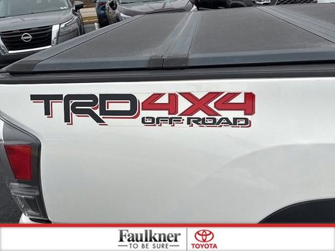 Certified 2020 Toyota Tacoma TRD Off-Road w/ TRD Premium Off Road Package image 29