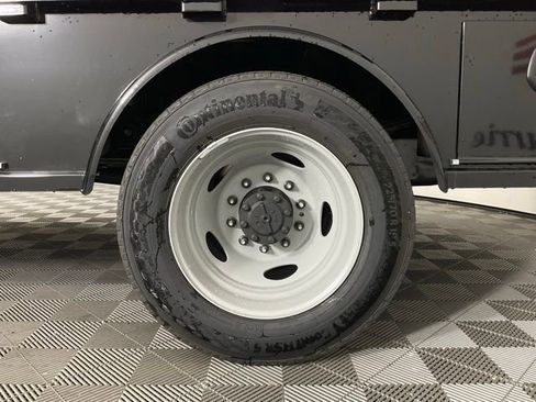 New 2026 Ford F550 4x4 Regular Cab Super Duty image 11