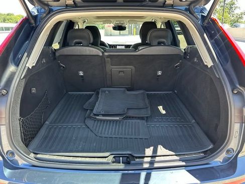 Certified 2023 Volvo XC60 T8 Plus w/ Climate Package AWD/4WD image 35