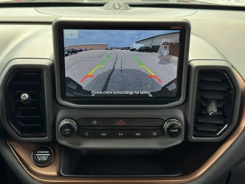 Certified 2023 Ford Bronco Sport Outer Banks w/ Tech Package AWD/4WD image 4