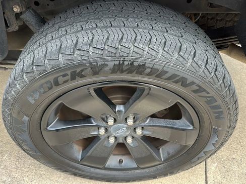 Used 2014 Ford F150 FX2 w/ Equipment Group 402A Luxury image 9