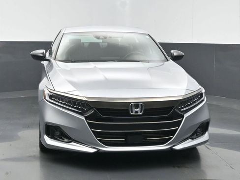 Used 2022 Honda Accord Sport image 4