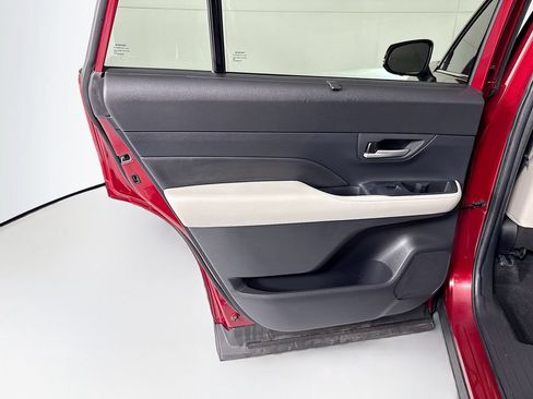 Used 2024 Toyota Grand Highlander FWD image 26