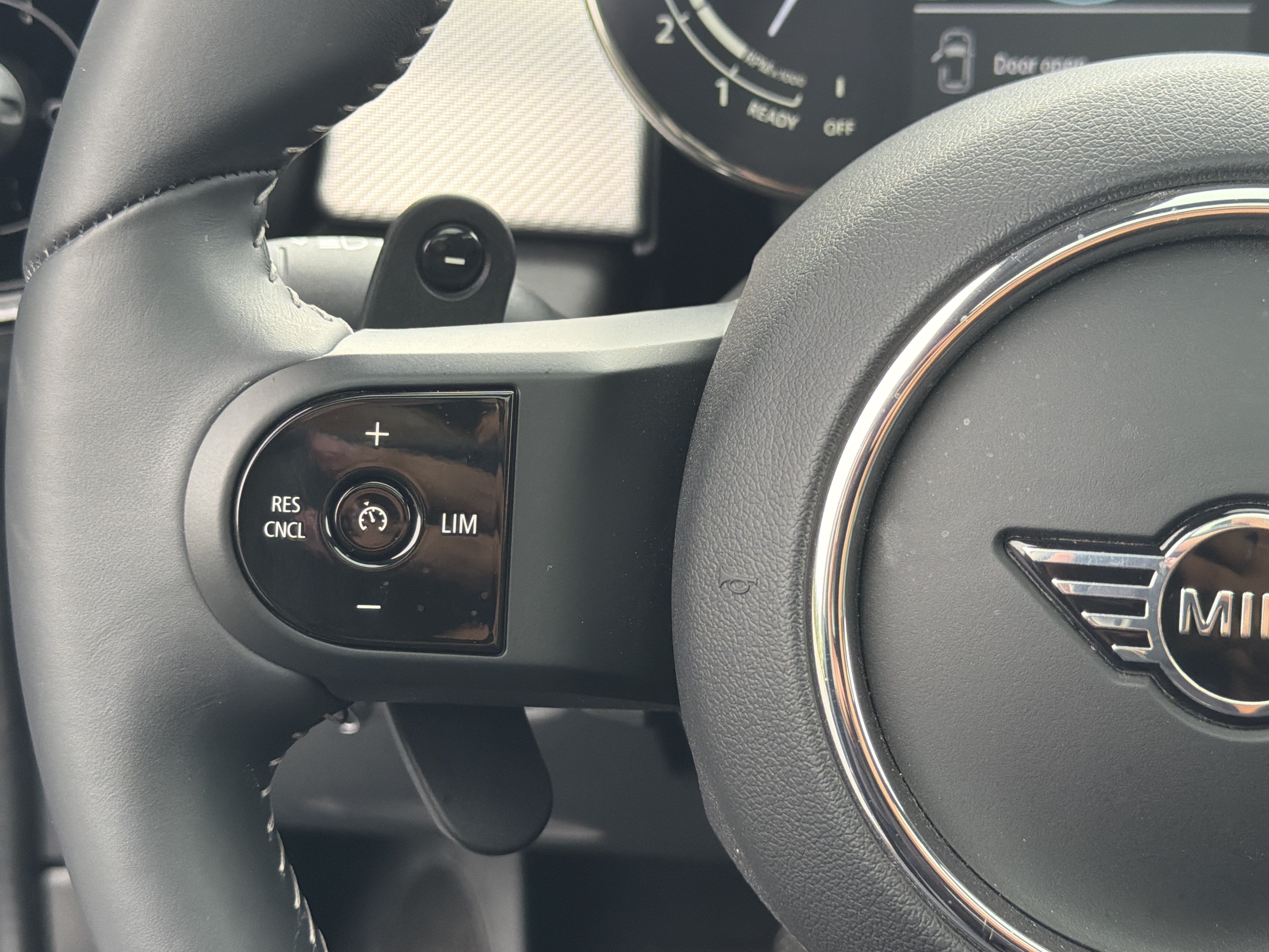 Used 2024 MINI Cooper S FWD image 30