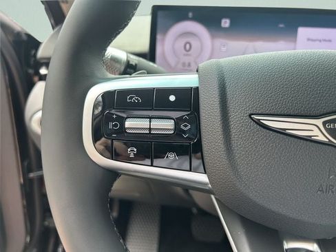 New 2026 Genesis GV70 2.5T Advanced AWD/4WD image 32