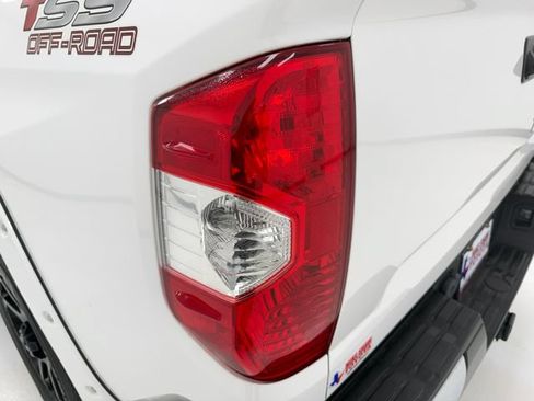 Used 2020 Toyota Tundra SR5 w/ SR5 Leather Package RWD image 38