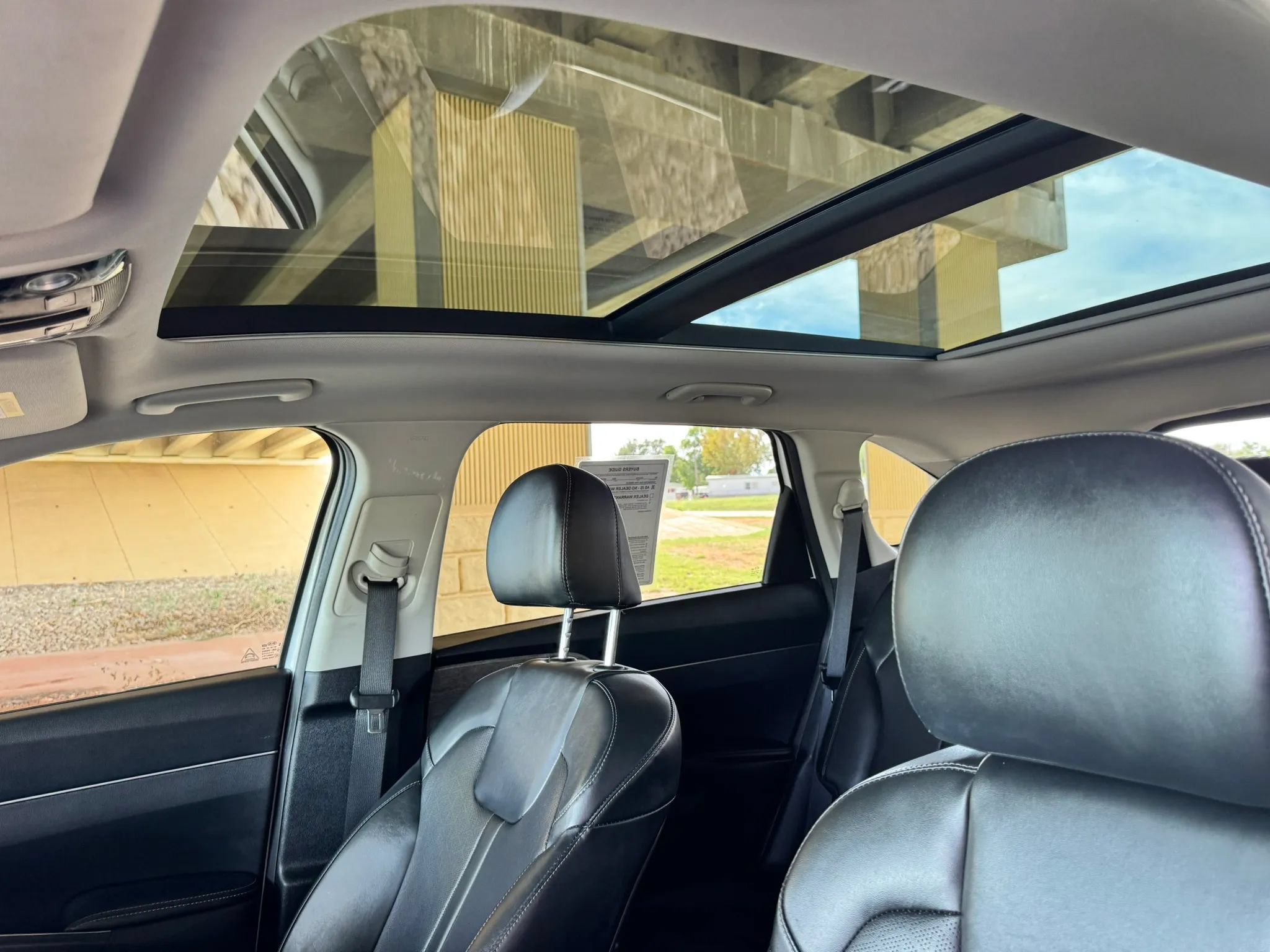 Used 2021 Kia Sorento EX w/ Panoramic Sunroof Package FWD image 17